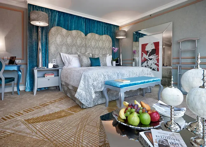 Aria By Library Collection 5*