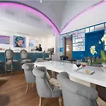 Aria By Library Collection Hotel