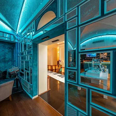 Aria By Library Collection Hotel 5*
