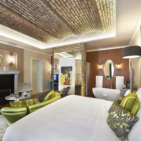 Hotel Aria By Library Collection