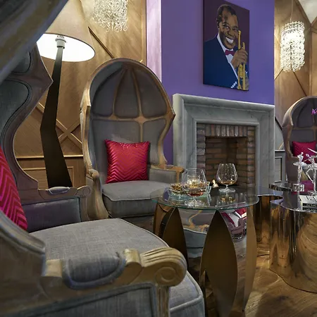 Hotel Aria By Library Collection