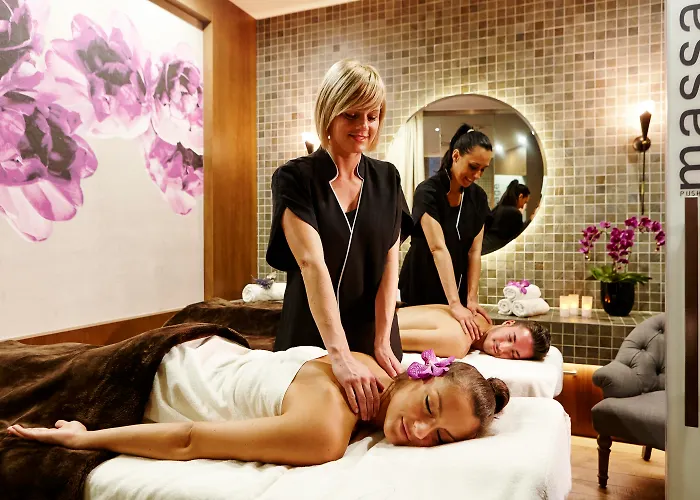 Aria By Library Collection בודפשט