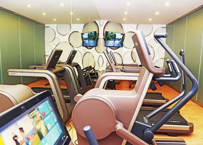 מלון Aria By Library Collection 5*