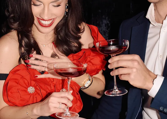 מלון Aria By Library Collection