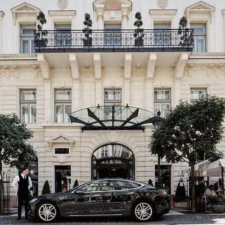 Aria By Library Collection 5* Budapest